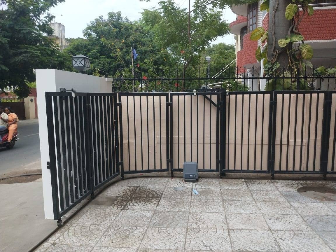 Automatic Curved Sliding Gate